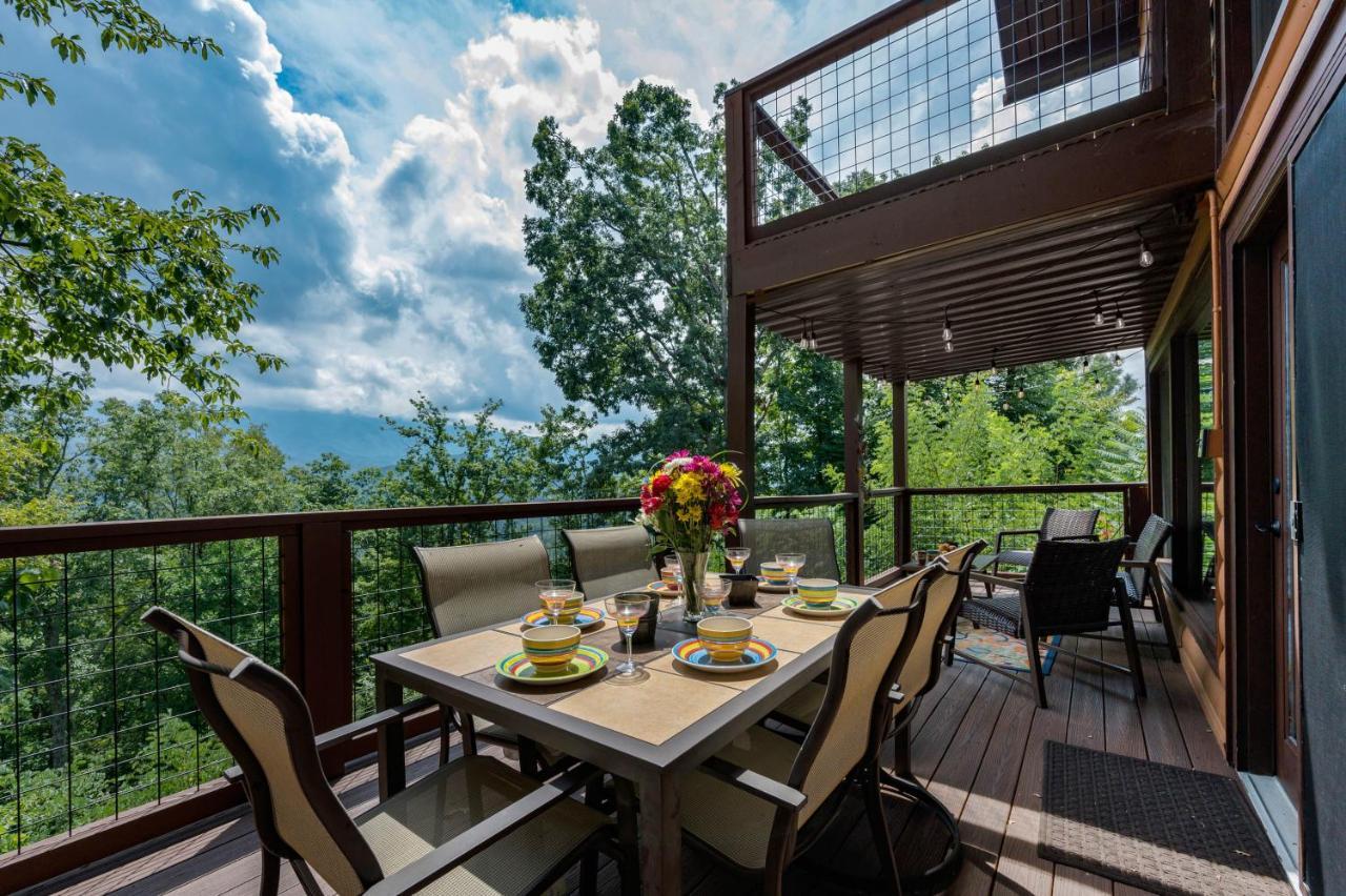 Twinflower Summit - Incredible Views, Pet Friendly! Гатлинбург Экстерьер фото